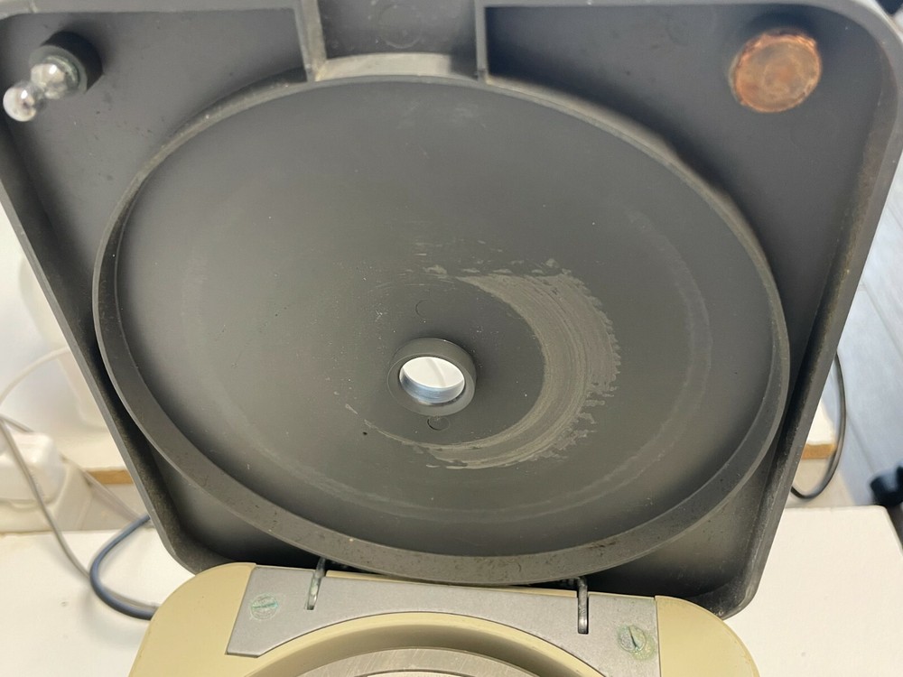 Eppendorf Centrifuge 5413 - Read Condition