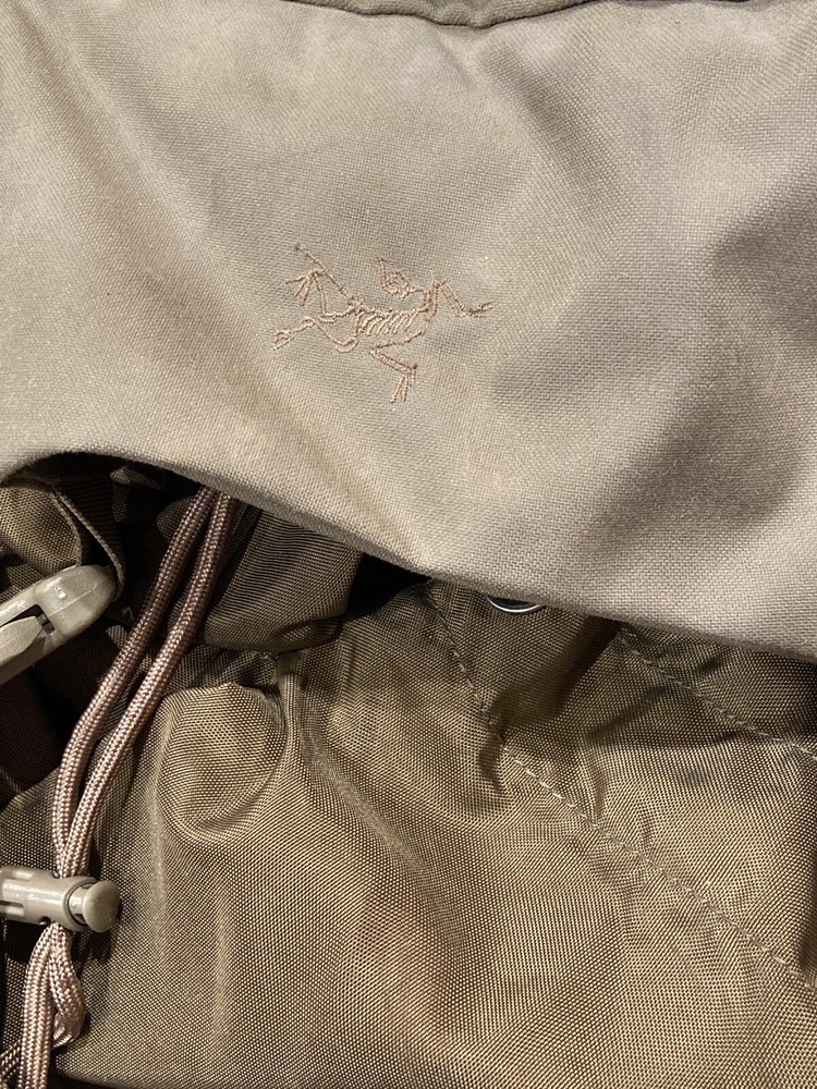 Extremely Rare Arc'teryx LEAF Echo Backpack *** CROCODILE *** Short *** SOCOM