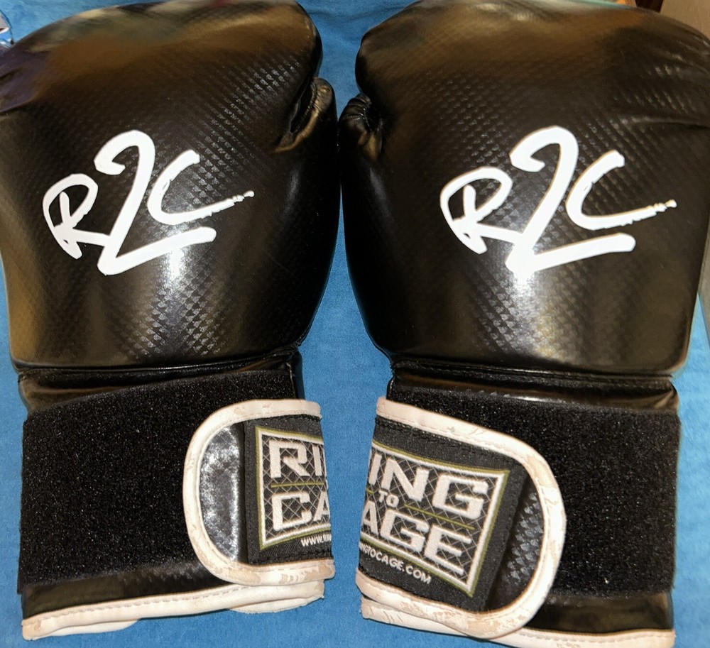Ring To Cage  Gloves 16oz