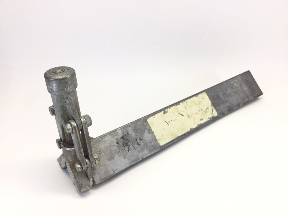 WALBOARD TOOLS CORNERBEAD TOOL 1-1/4" CO-2A