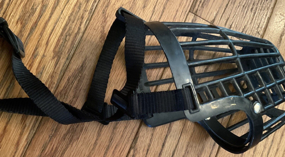 Dog Muzzle Black Medium Snout NO. 695 Made in Taiwan Bite/ Control / Walking