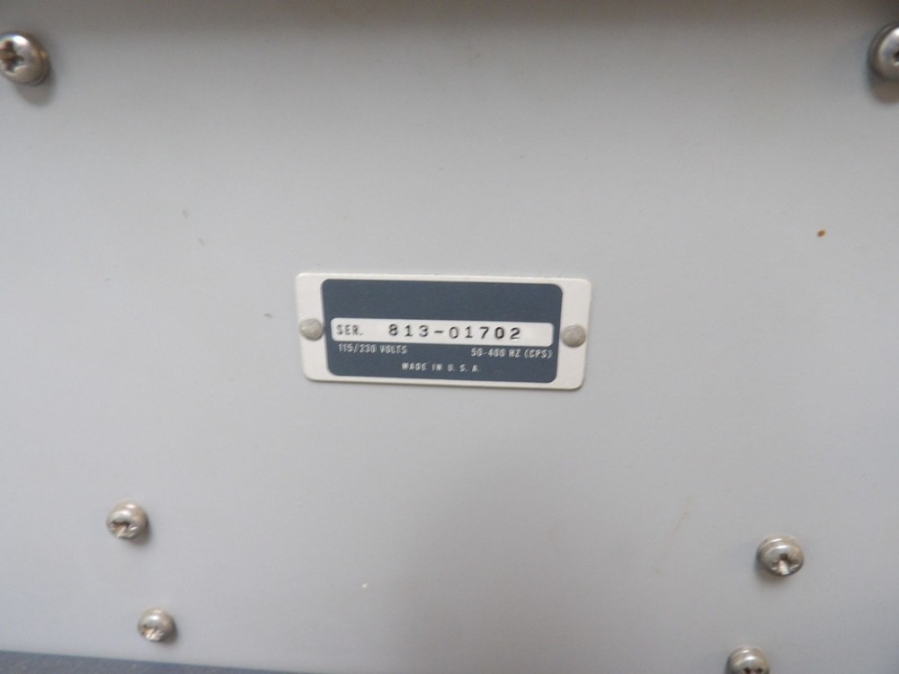 Hewlett-Packard 8405A Vector Voltmeter With Accessories & Probes