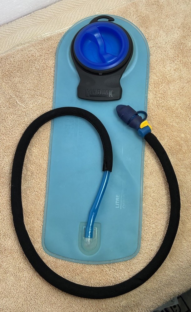 CAMELBAK Hydration Bladder 2 L Water Pack Reservoir Replacement with Filter