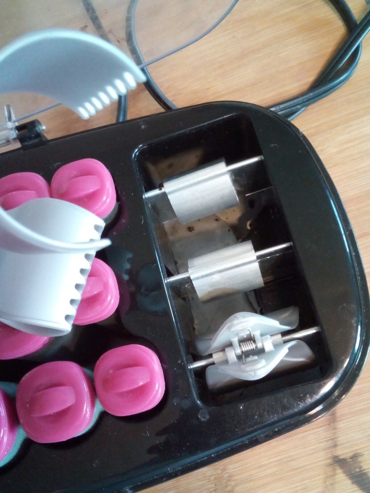 Conair Hot Clips Roller Set Of 20 Rollers Multi Sizes Used Plus 19 Clips