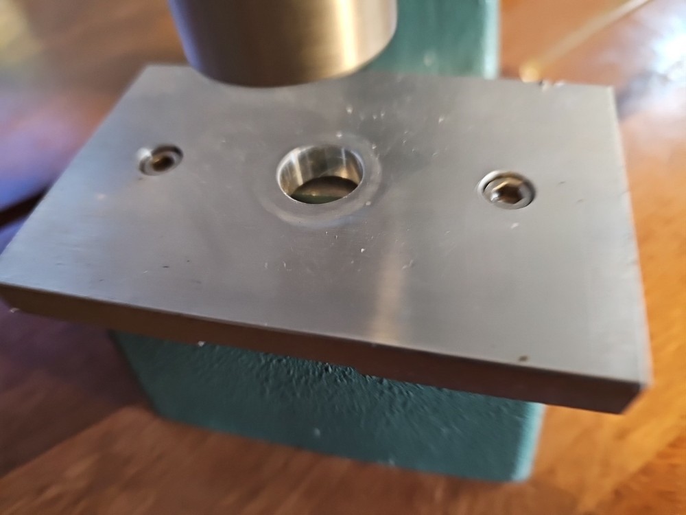 Minitools Toggle Action Punch Press