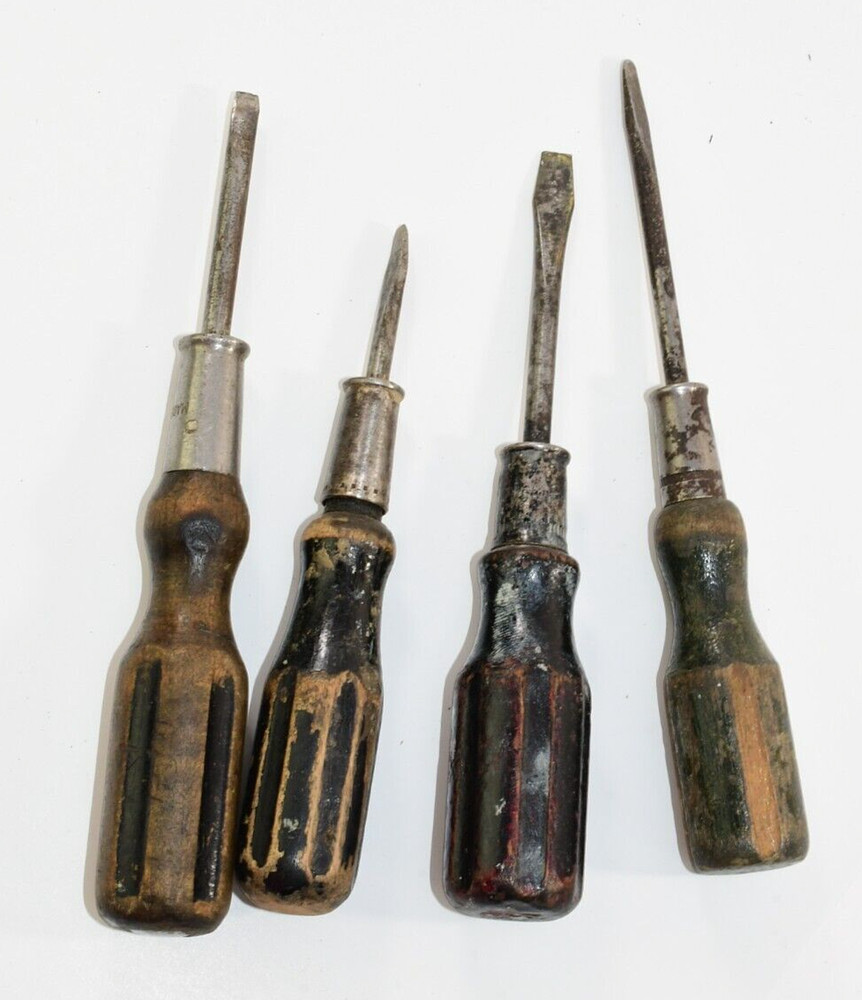 Vintage Black Wood Handle Slotted Flat Head Phillips Screwdrivers