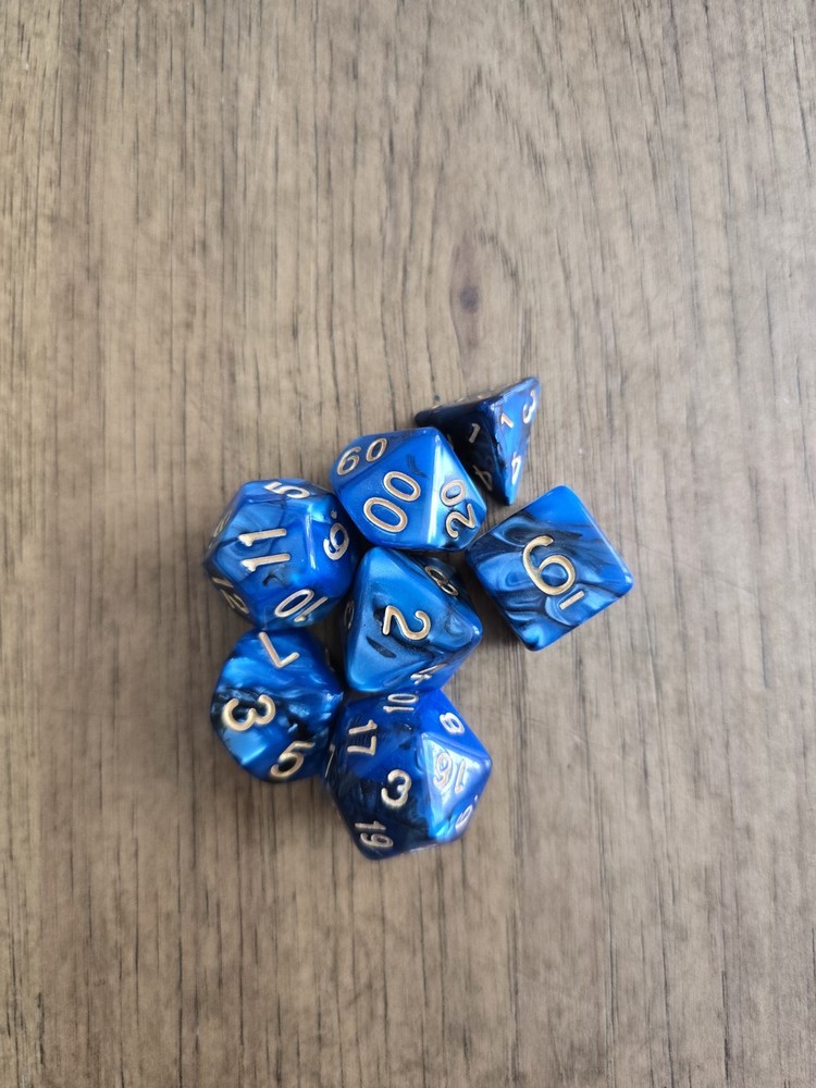 7 Dice Set Poly RPG DnD Dungeons Dragons AD&D Pathfinder d20