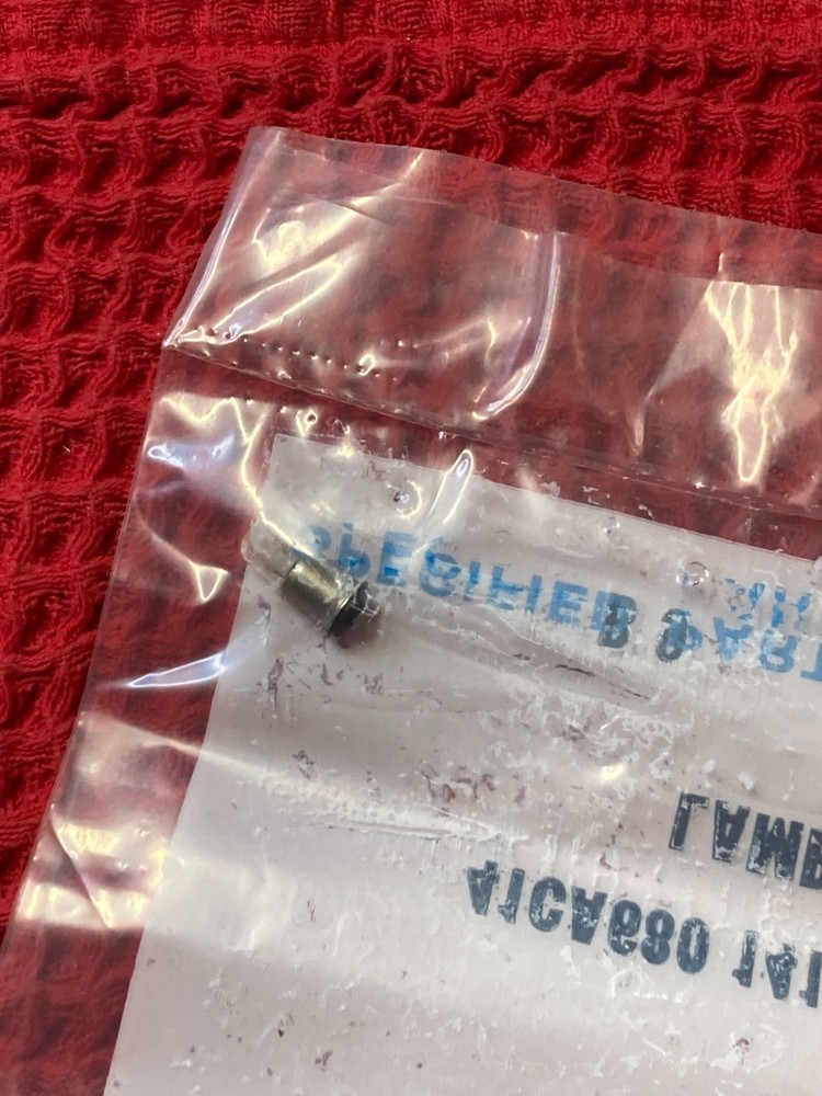 Carrier 41ca680141 lamp bulb