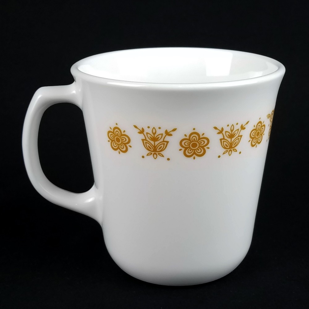 Corning (Corelle) BUTTERFLY GOLD Mug