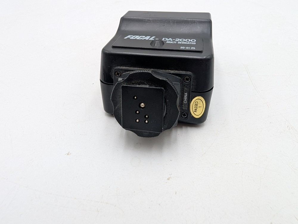 Focal DA-2000 Black Multi-Dedicated Universal Shoe Mount Flash Camera FAST SHIP
