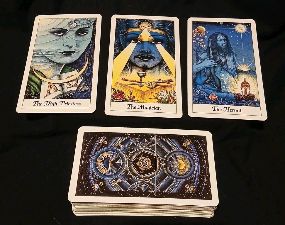 Cosmic Tarot Deck - Includes Instruction Booklet