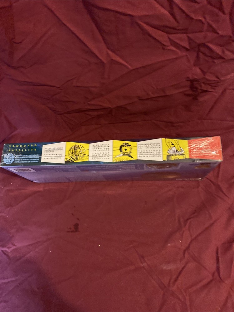 Hawk Project Vanguard Satellite Model Kit Space Vintage