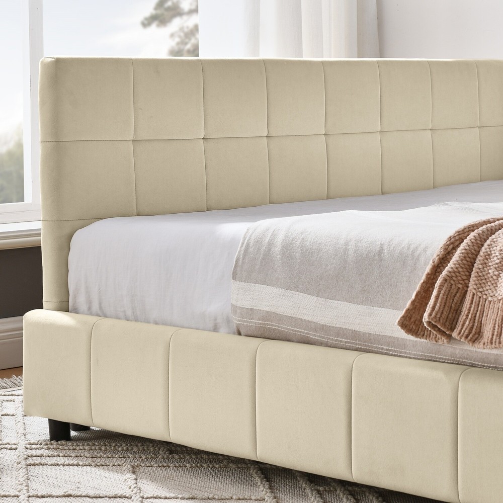 Full Size Daybed Upholstered Bed Frame Sofa Bed for Bedroom Multiple Colors