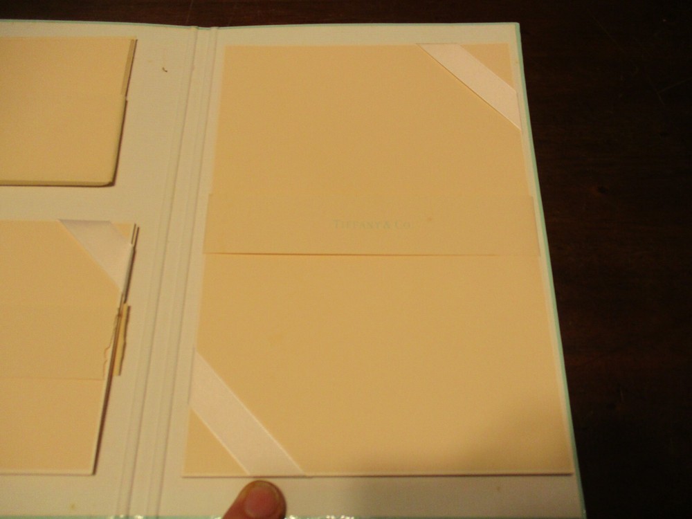 TIFFANY & CO. TRI-FOLD STATIONARY SET