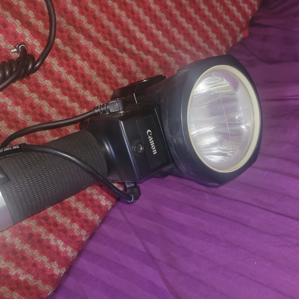 Canon Speedlite 480 EG Flash Gun + Diffuser Free 2 Ship