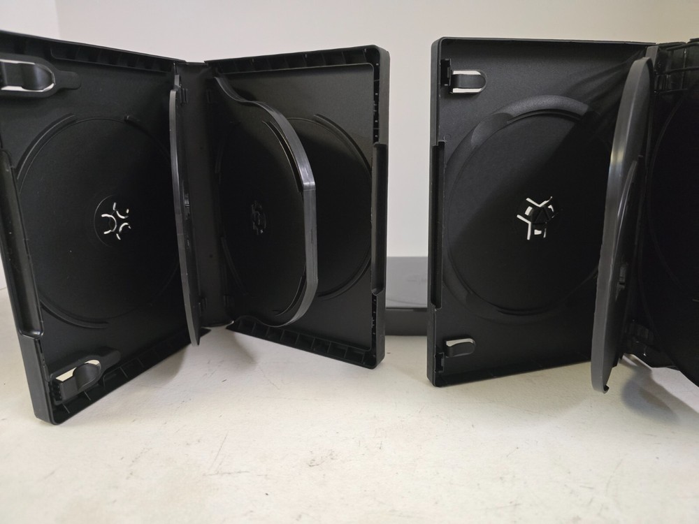 4 Disc Black DVD/CD Cases (Flip )
