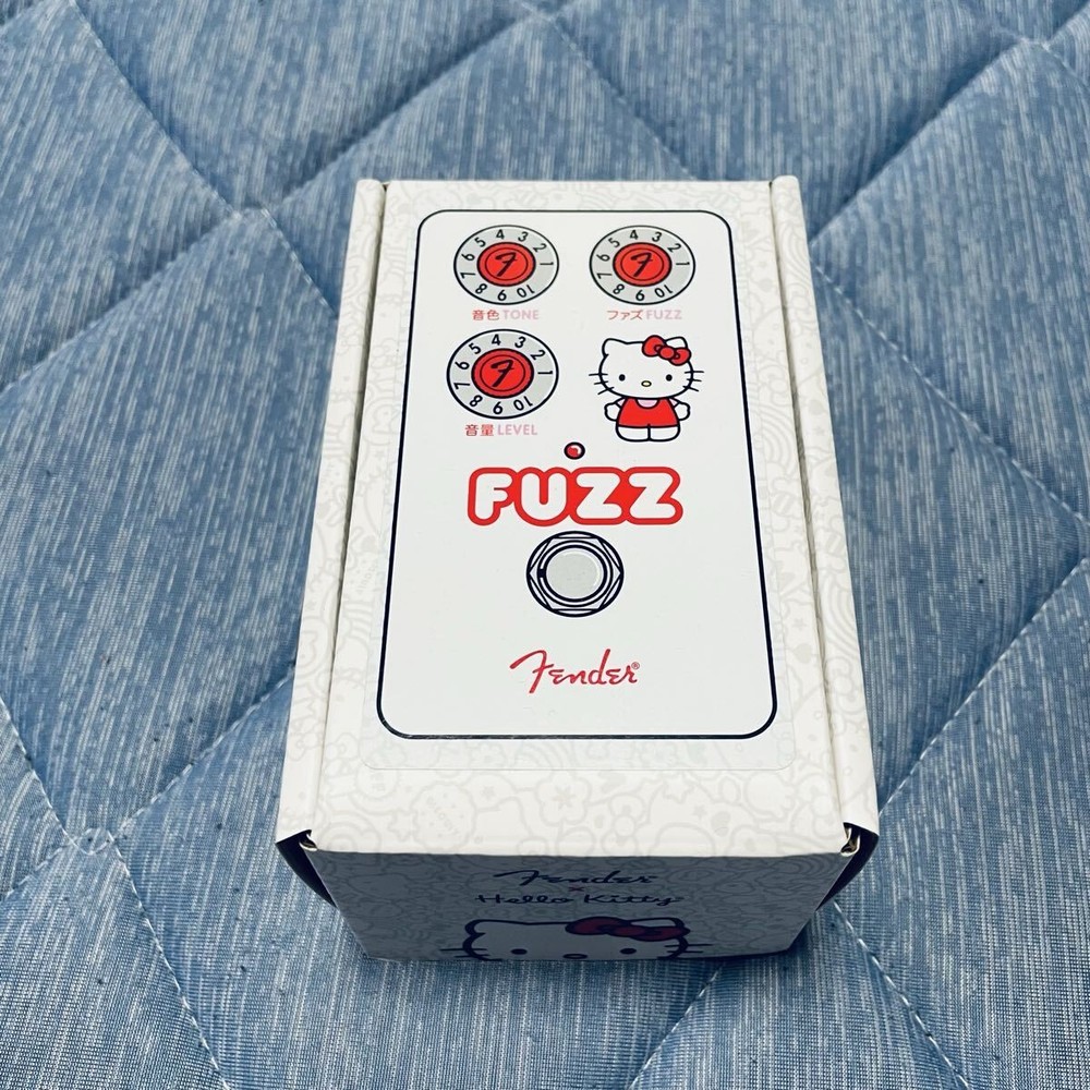 Fender x Hello Kitty FUZZ 816467