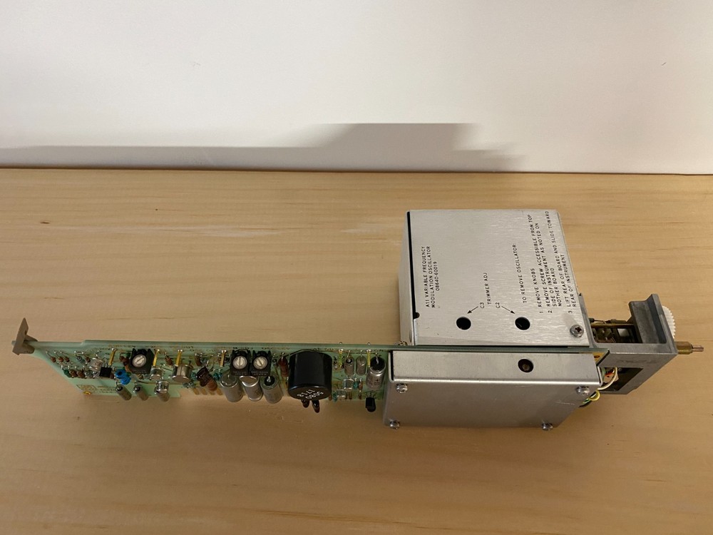 HP 8640B -A11 Module, w/knobs (Variable Freq Modulation), opt 001, FULLY TESTED!
