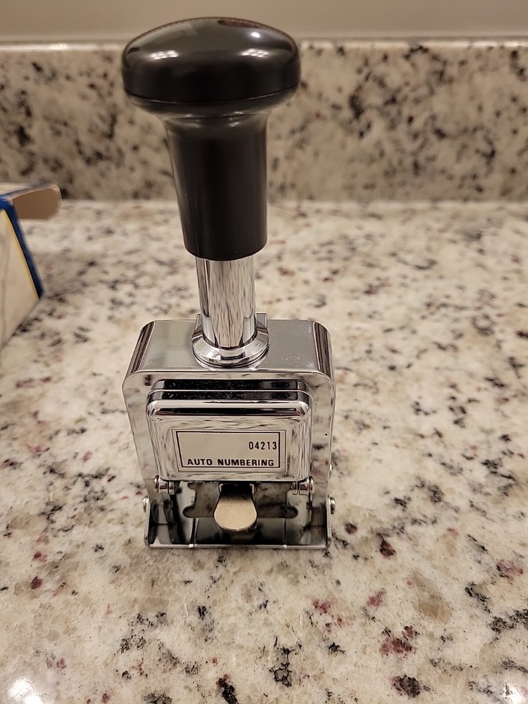 Rogers Automatic Numbering Hand Stamp Punch Machine Model 04213 with Box