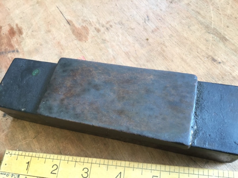 SMALL VINTAGE OIL STONE