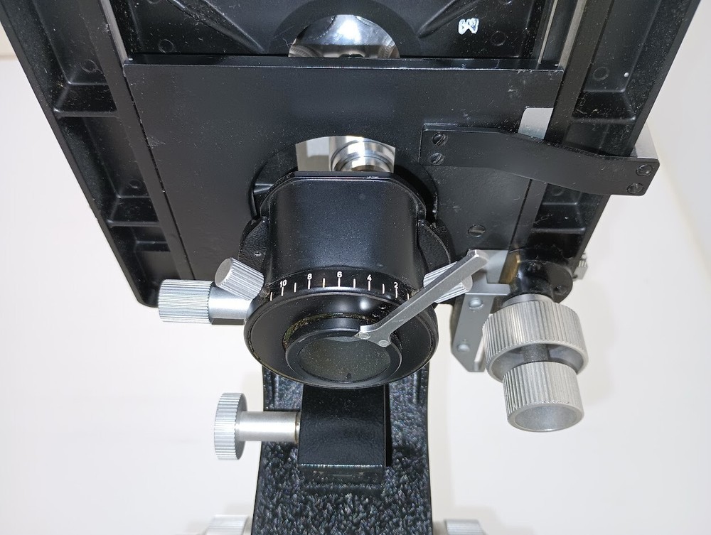 Vintage Leitz Wetzlar Dialux Microscope