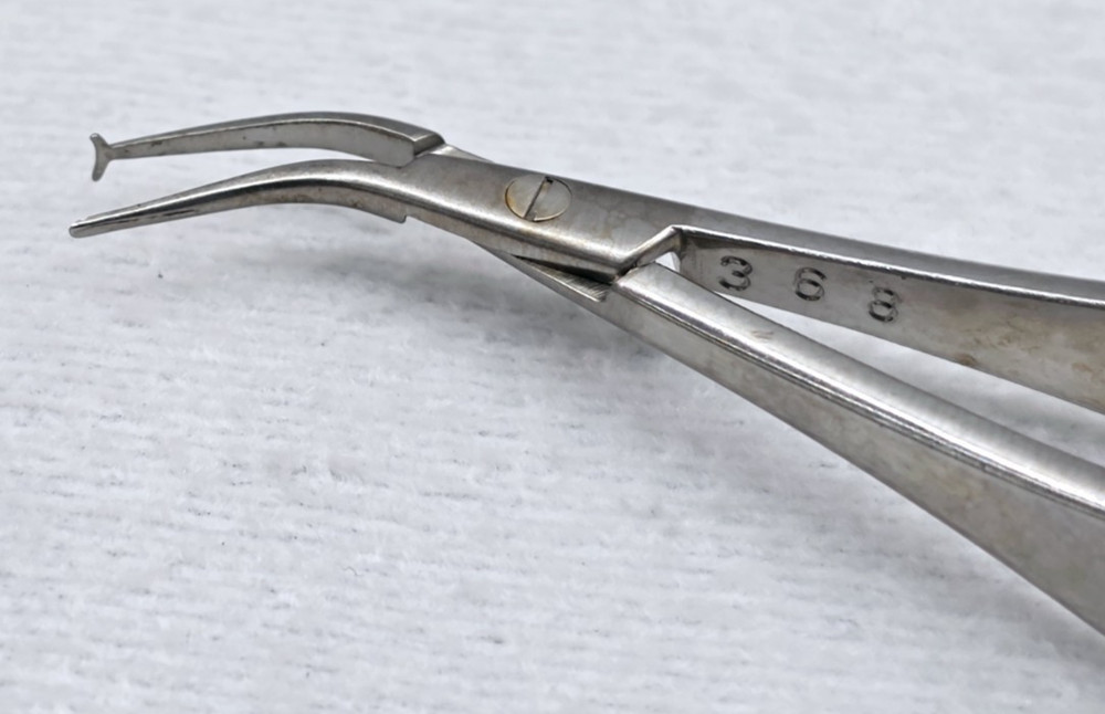 WECK Surgical Ophthalmic Forceps 3036 4.25"