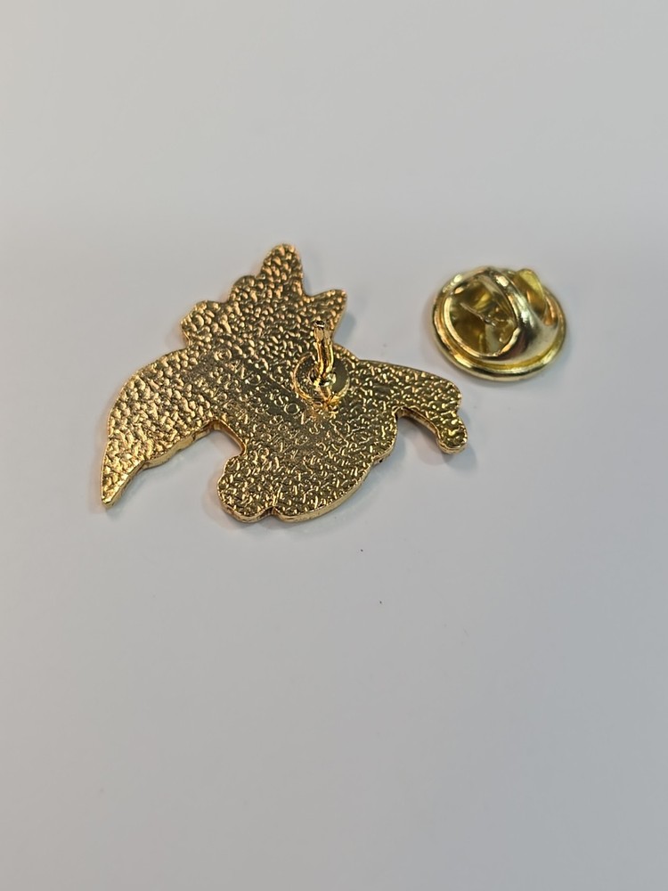 Fighting Bee Lapel Pin