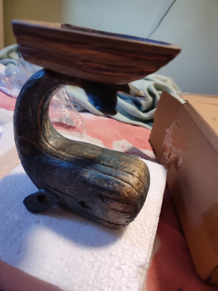 WHALE TEA LIGHT HOLDER HX7826
