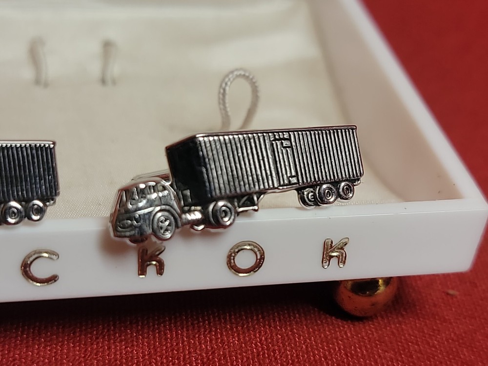 Vintage Mens BERMAN LEASING CO CUFFLINKS