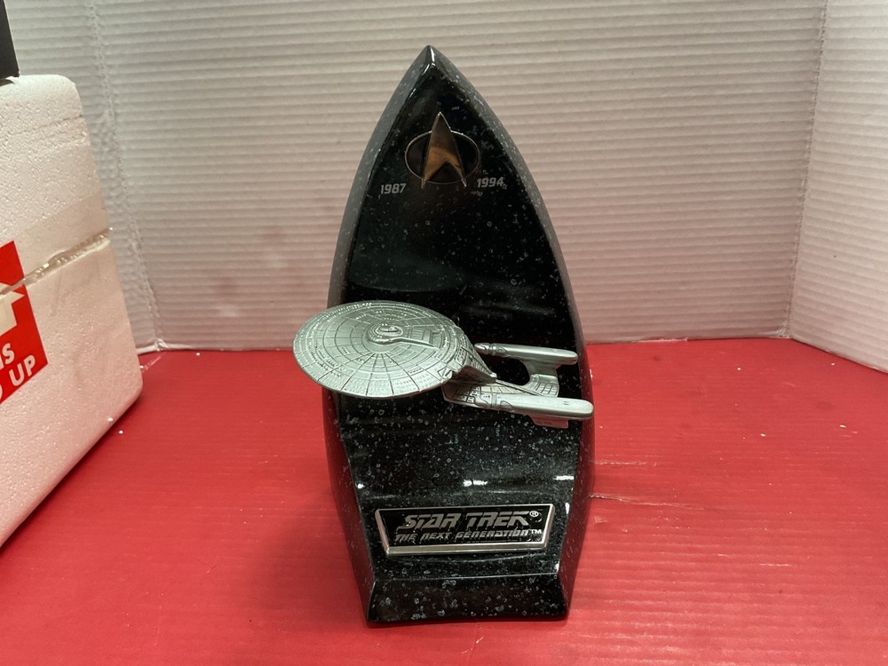 startrek special commemorative edition uss enterprise