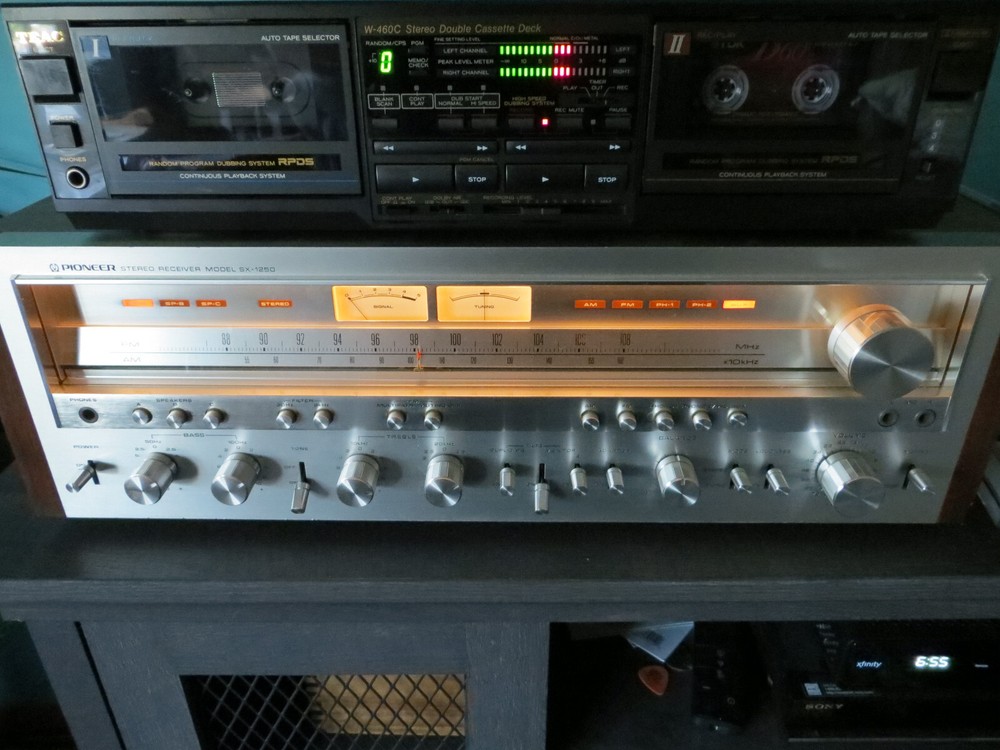 TEAC W-460C STEREO DOUBLE/DUBBING CASSETTE DECK
