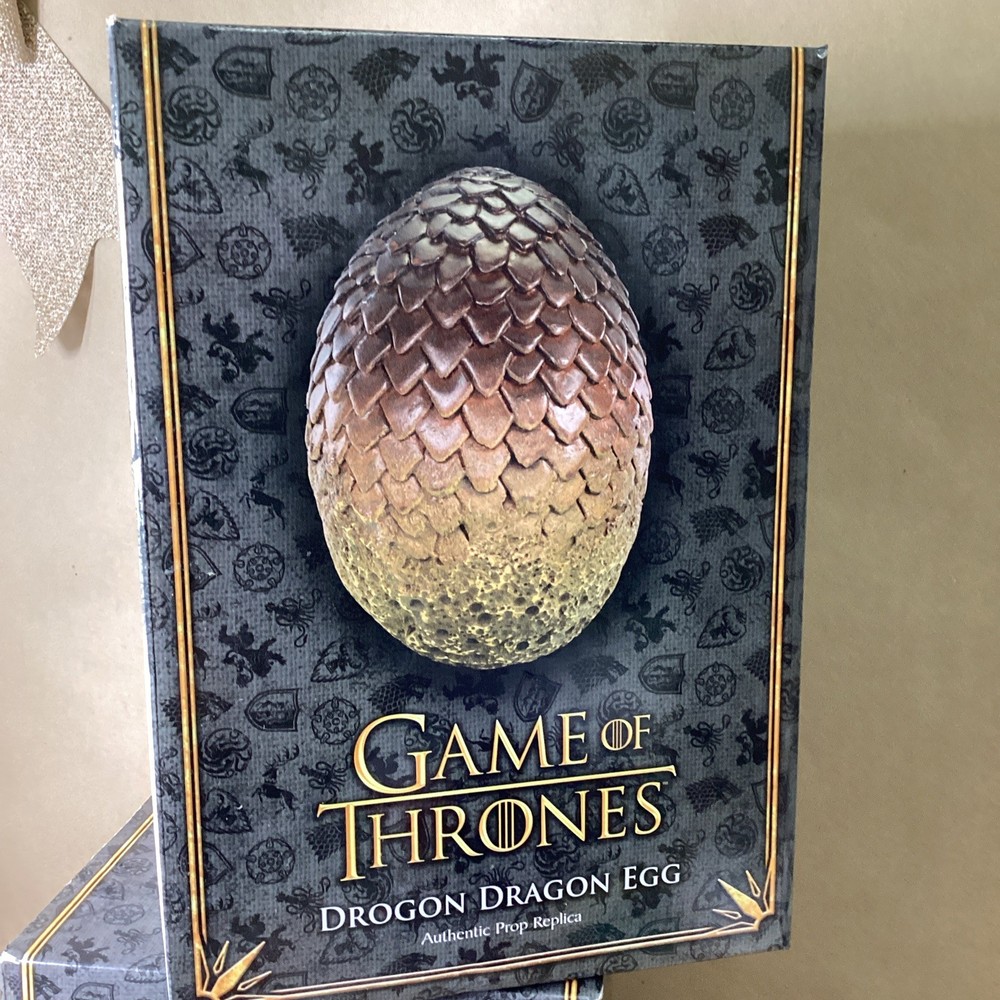 Game Of Thrones Drogon Egg Prop Replica by Noble Collection NN0030 (2pack.)