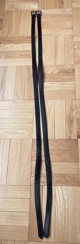 Super Comfy 17" Devoucoux Lab saddle with stirrup leathers