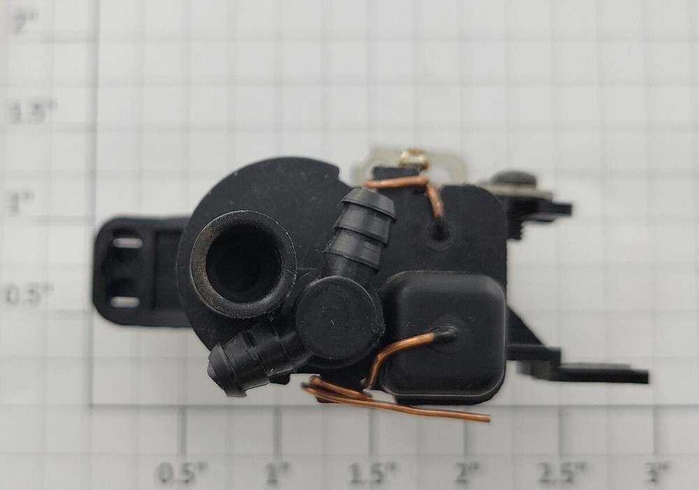 Lionel 8100-60 Smoke Unit & Bracket Assembly