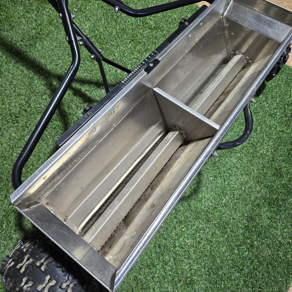 Meyer Walk Behind Hotshot-100 Drop Spreader