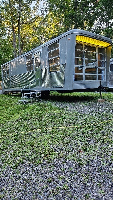tiny home on wheels