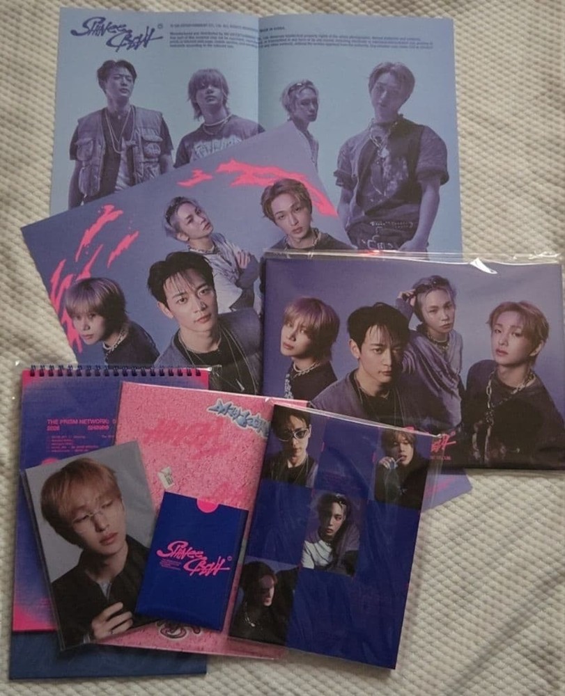 SHINee 2026 SEASON'S GREETINGS