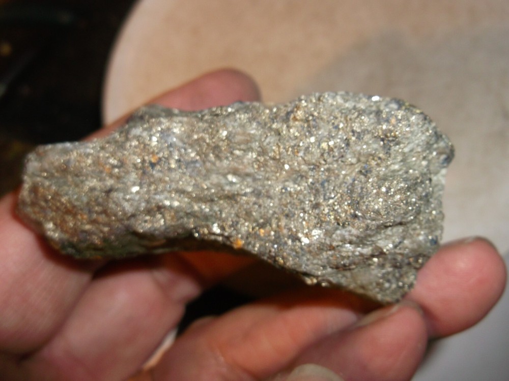 Gold, silver, copper, 139 grams samples ,ore high grade .