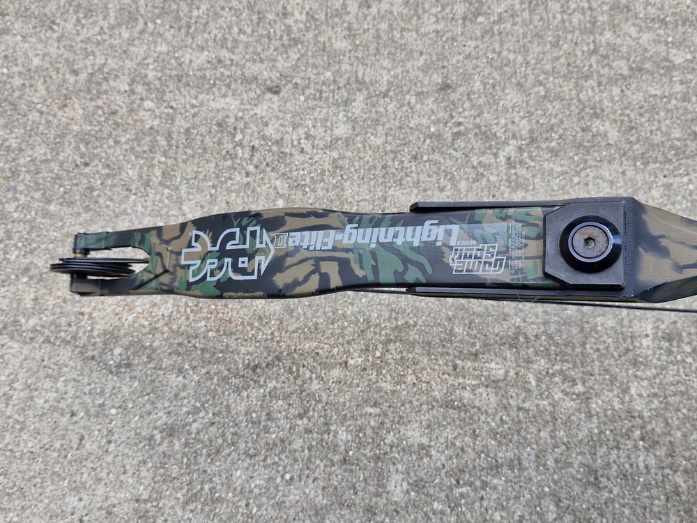 PSE Compound Bow Game Sport series Lightning-Flite 2