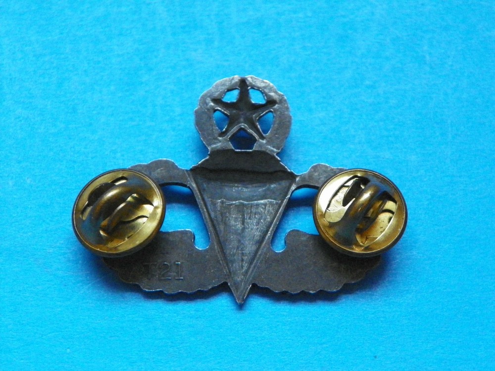 VIETNAM ORIGINAL MASTER PARACHUTIST WING-MAKER MARKED