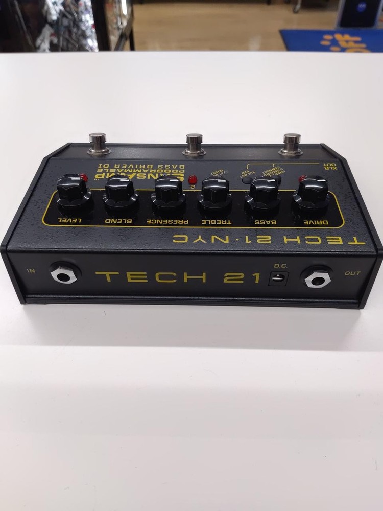 Tech 21 PROGRAMMABLE BASS DRIVER DI EFFECTOR 329082