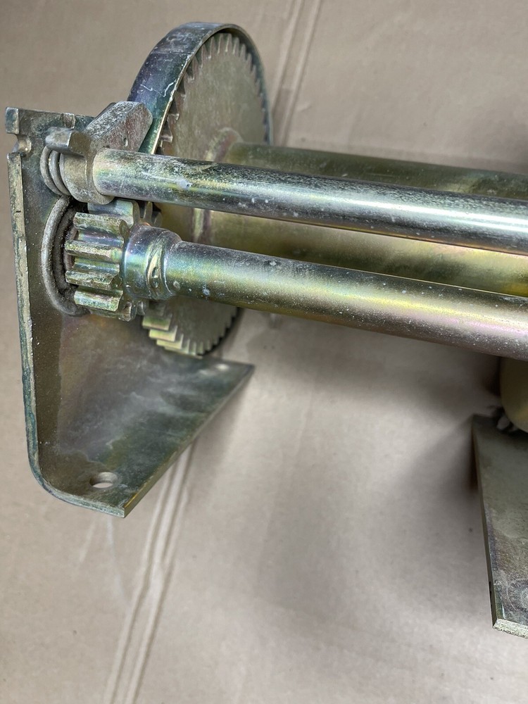 Thern Hand Winch Model 4411