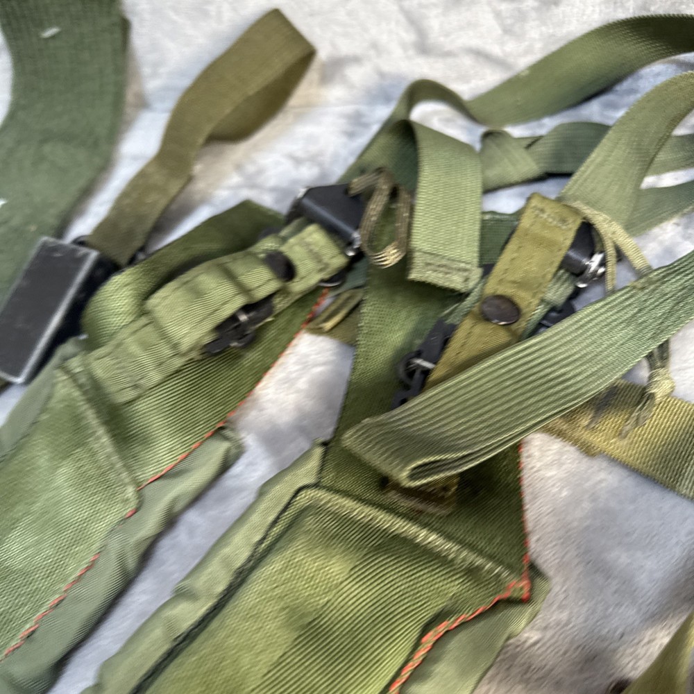 Military surplus bundle, Alice straps, backpack strap, strap, cage assembly Etc.