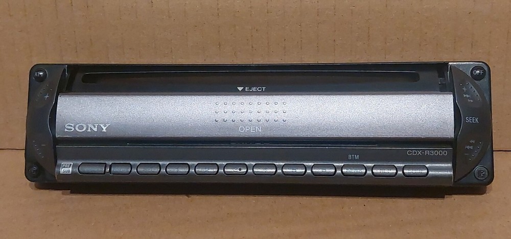 Sony CDX R3000 Faceplate