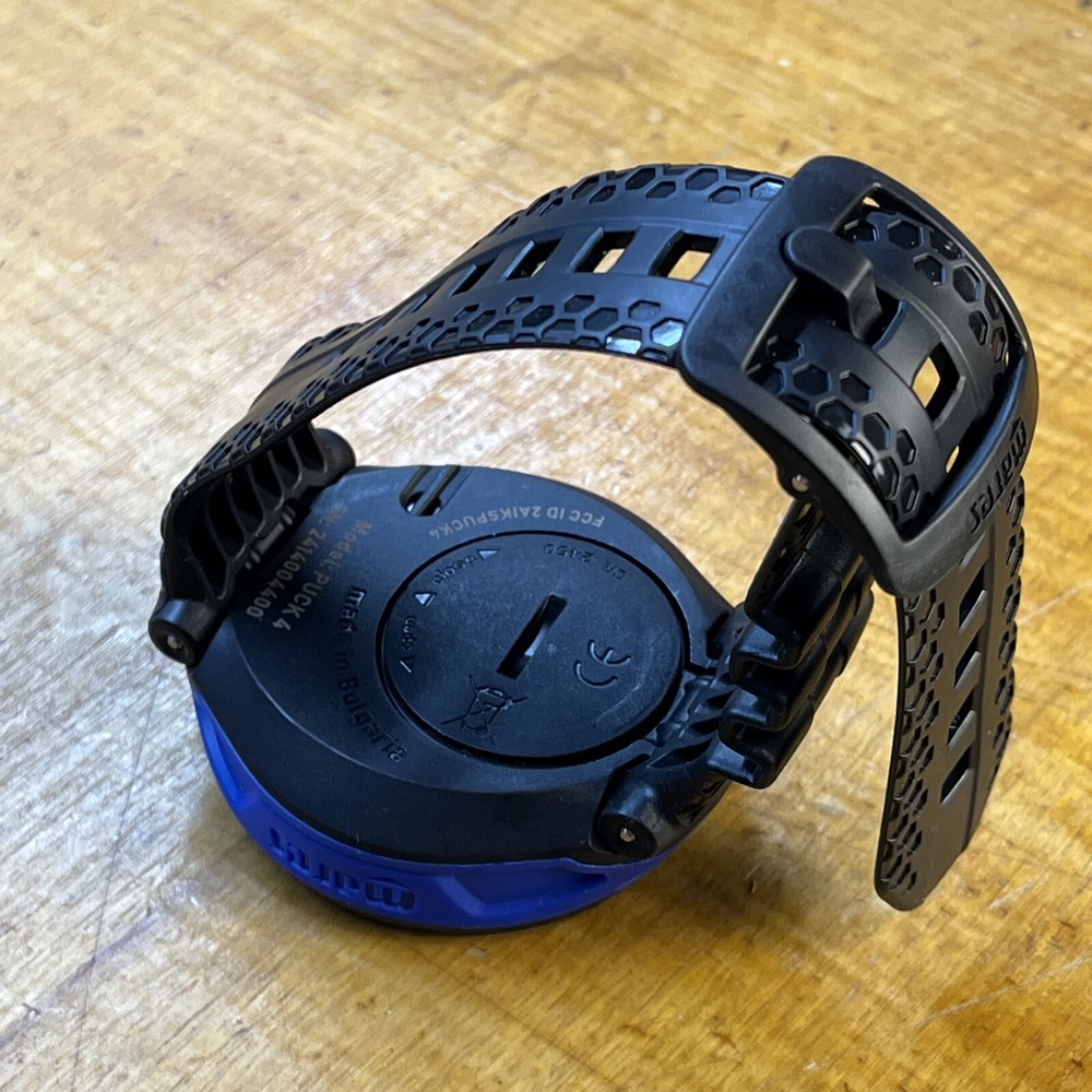 Mares PUCK 4 Wrist Dive Computer - Black/Blue- 414149-BKBL