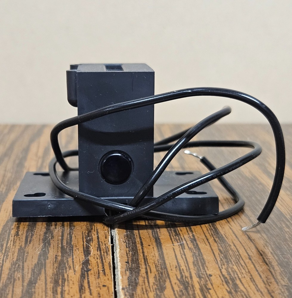 Enmco E6B62GN 6 Digit, 115 VAC, Base Mount Electromechanical Counter