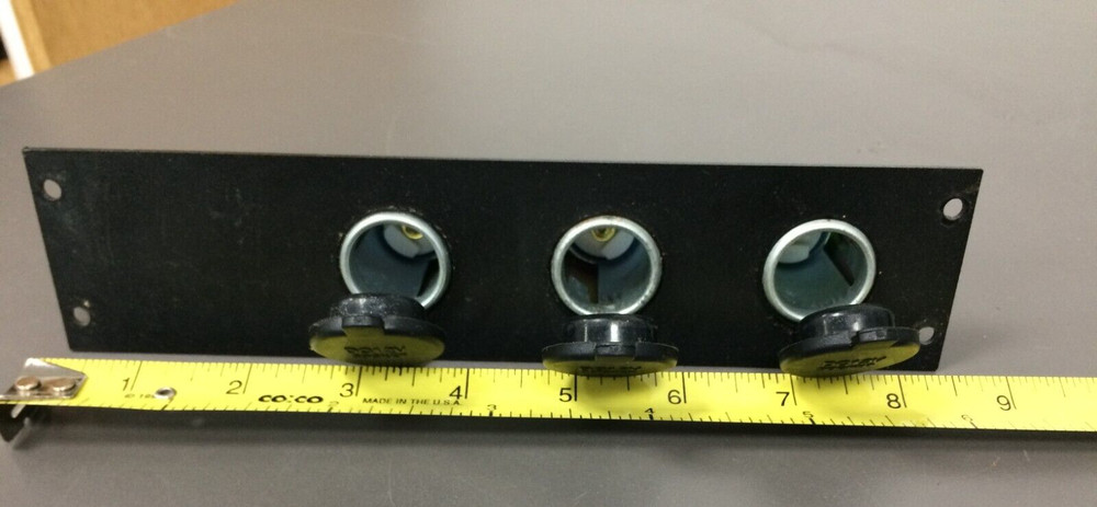 HAVIS C-LP-3, Three Outlets on 2" Plate, USED