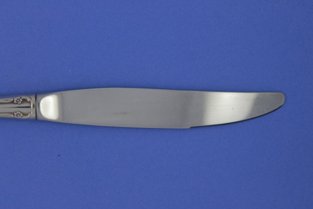 Oneida Stainless Flatware Dover Pattern Modern Hollow Dinner Knife 9"