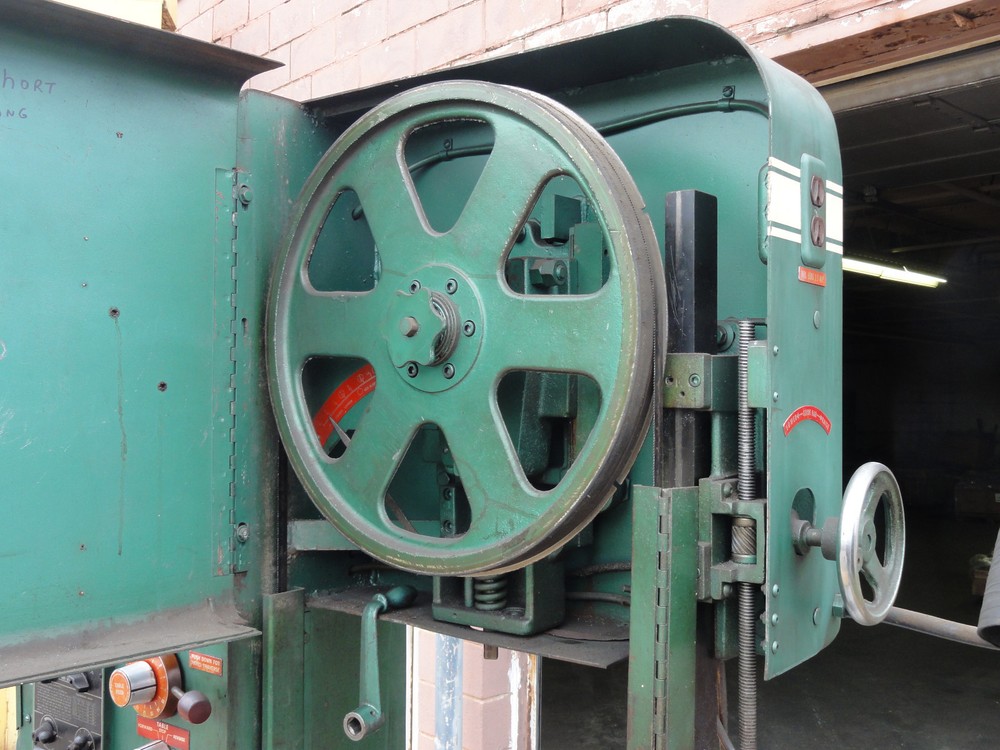 20'' Vertical Powermatic Bandsaw