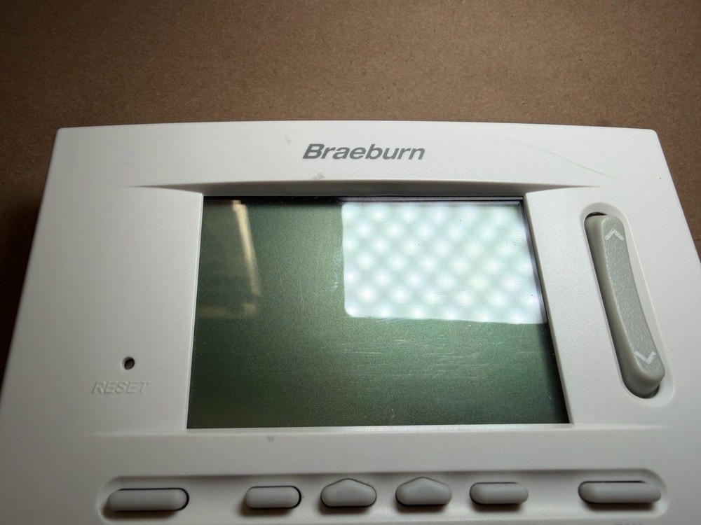 Braeburn 5220 Universal Programmable Thermostat